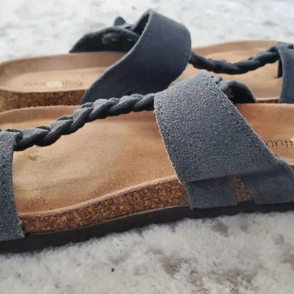 Gaa Huu sz 8.5 grey sandals